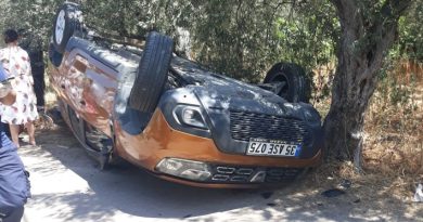 HARİTA KAMPI ÖNÜNDE KAZA: 5 YARALI