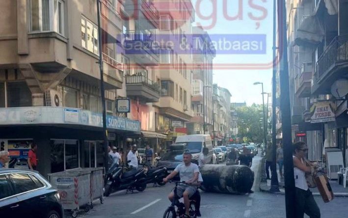 GÖKTEN SU DEPOSU DÜŞTÜ