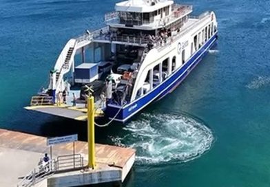 NARLI ADALAR FERİBOT SEFERLERİ AY SONUNDA KALDIRILIYOR