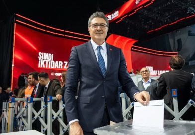 AYTEKİN YİNE A TAKIMINDA