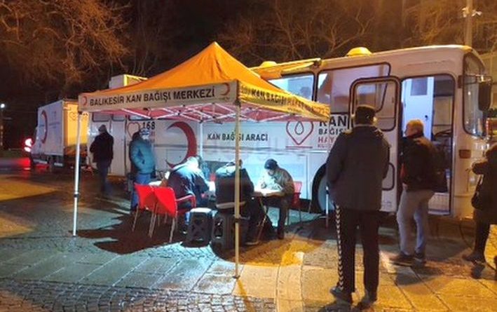 KIZILAY’A 34 ÜNİTE KAN BAĞIŞLANDI