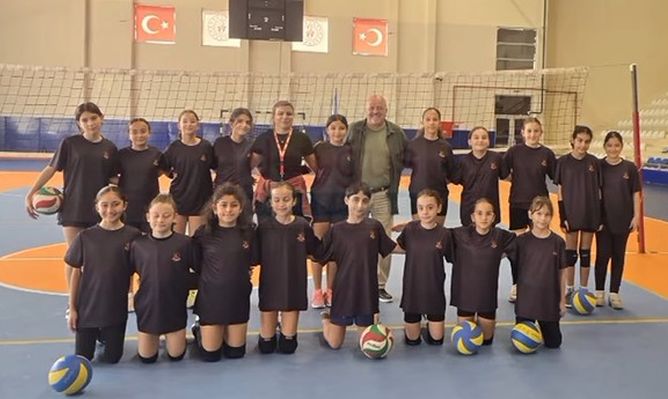 BANDIRMA ÇELİKSPOR ERDEK’TE ŞUBE AÇTI