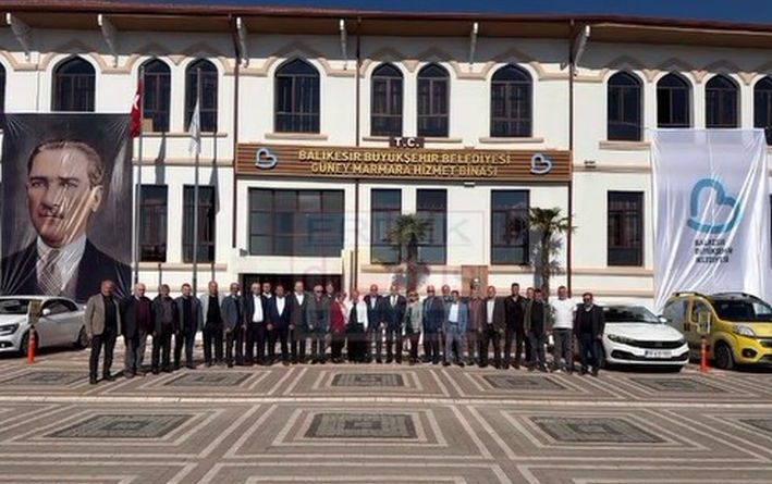 BÜYÜKŞEHİR ERDEKLİ MUHTARLARI AĞIRLADI