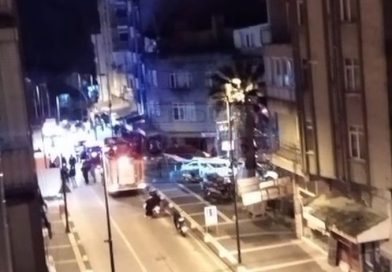 ZÜBEYDE HANIM CADDESİ’NDE İNTİHAR GİRİŞİMİ