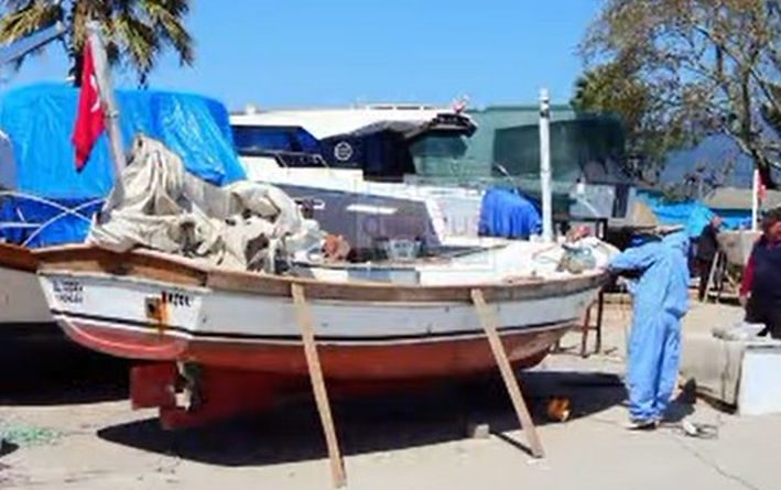 KIYI BALIKÇILARI SEZONA HAZIRLANIYOR