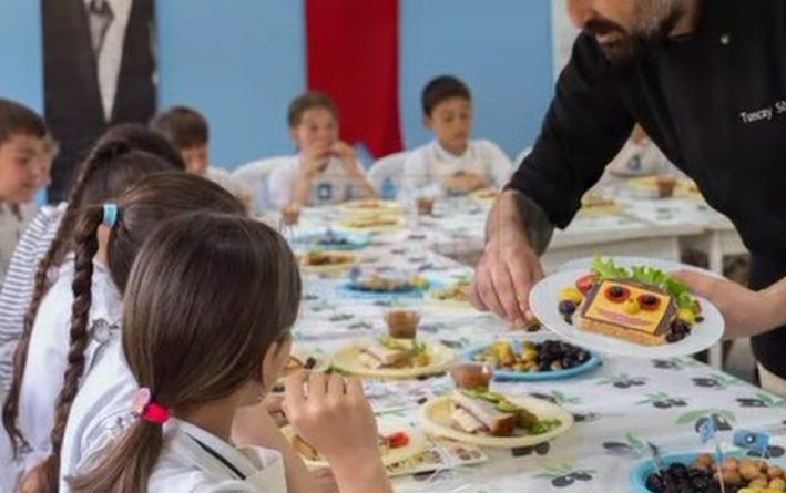 GELECEĞİN SOFRALARI ERDEK’TE KURULDU:  MİNİK ŞEFLER ZEYTİN KÜLTÜRÜYLE BULUŞTU