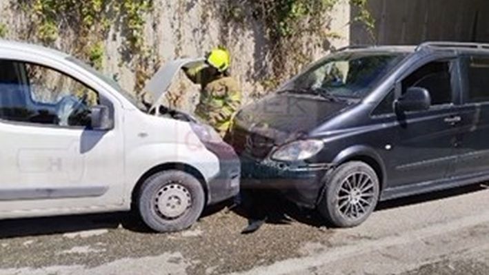 TATLISU KAVŞAĞI ALT GEÇİTTE KORKUTAN ÇARPIŞMA: 1 YARALI
