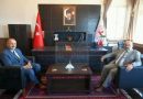 VALİ USTAOĞLU’NDAN KAYMAKAM GÖÇ’E TAZİYE ZİYARETİ