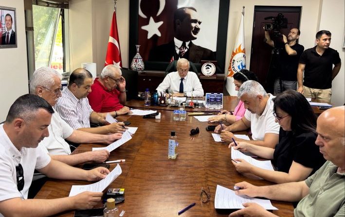 BELEDİYE MECLİSİNDE ZEMİN İYİLEŞTİRME ÜCRETİ KALDIRILDI, SAĞLIK MERKEZİ İÇİN İLK ADIM