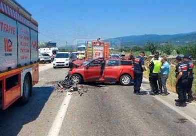 EDİNCİK ÇATRAĞINDA ÜÇ ARAÇ BİRBİRİNE GİRDİ:  1 ÖLÜ, 2 YARALI
