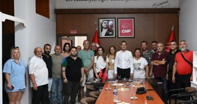 BAŞKAN AKIN’DAN CHP ERDEK ZİYARETİ