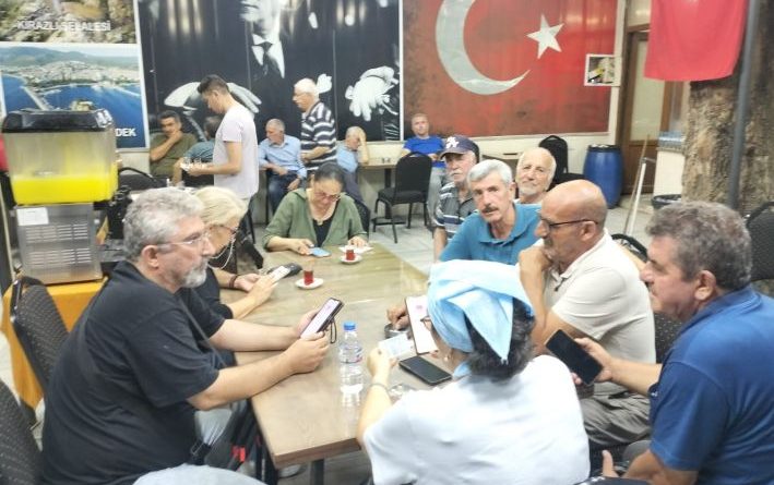YENİ PARTİ’DE ÜYE KAYDI İÇİN GECE MESAİSİ