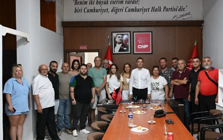 BAŞKAN AKIN’DAN CHP ERDEK ZİYARETİ