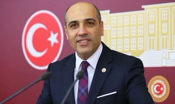 CHP İL BAŞKANLIĞI’NA FİKRET ŞAHİN ATANDI