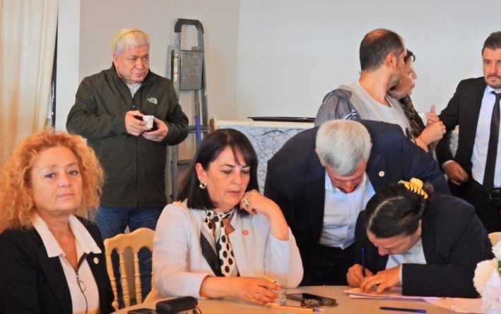 YENİ PARTİ’DE HALE TUNA GÜVEN TAZELEDİ.. YÖNETİM BELLİ OLDU