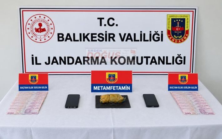 JANDARMADAN ERDEK’TE PEŞ PEŞE OPERASYON